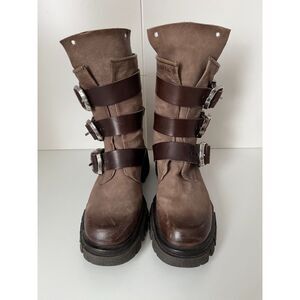 AS98 Hamish chunky platform boots in "rock." Size 39.